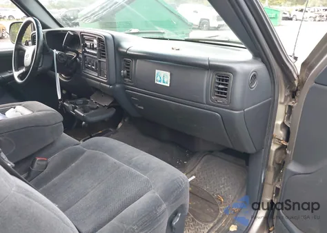 2000 Chevrolet Silverado 1500 Ls из США, поврежденный, VIN 1GCEK19T7YZ109808